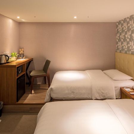 Urtrip Hotel Taipei Room photo
