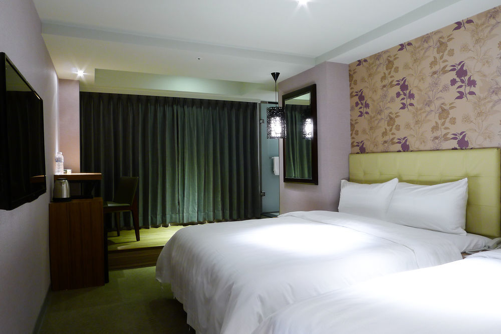 Urtrip Hotel Taipei Exterior photo