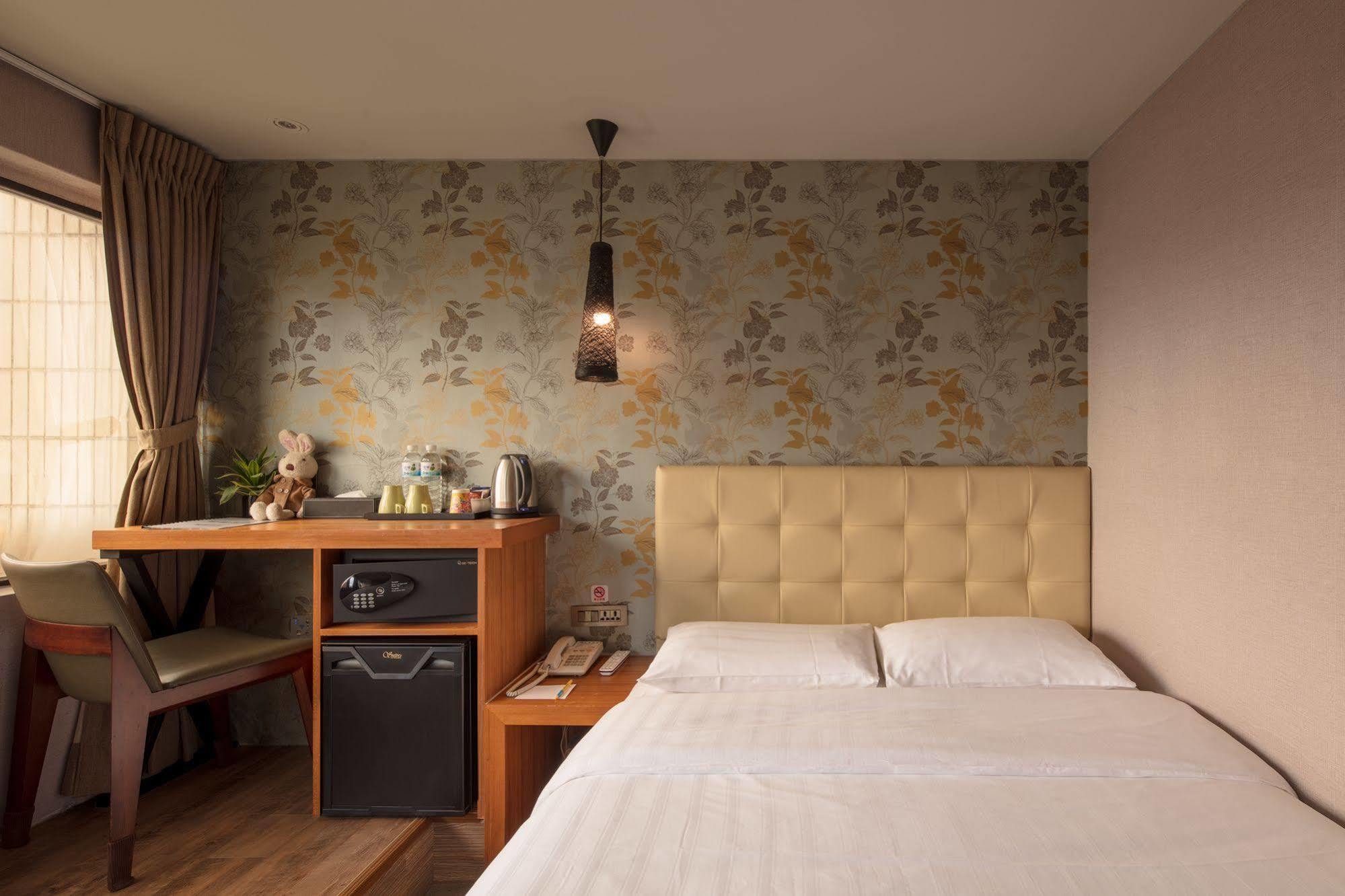Urtrip Hotel Taipei Exterior photo
