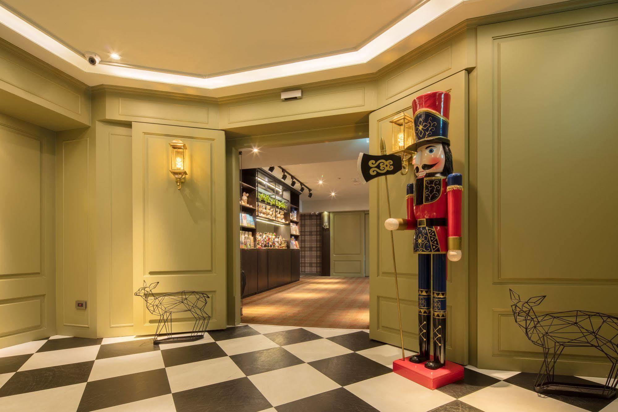 Urtrip Hotel Taipei Exterior photo